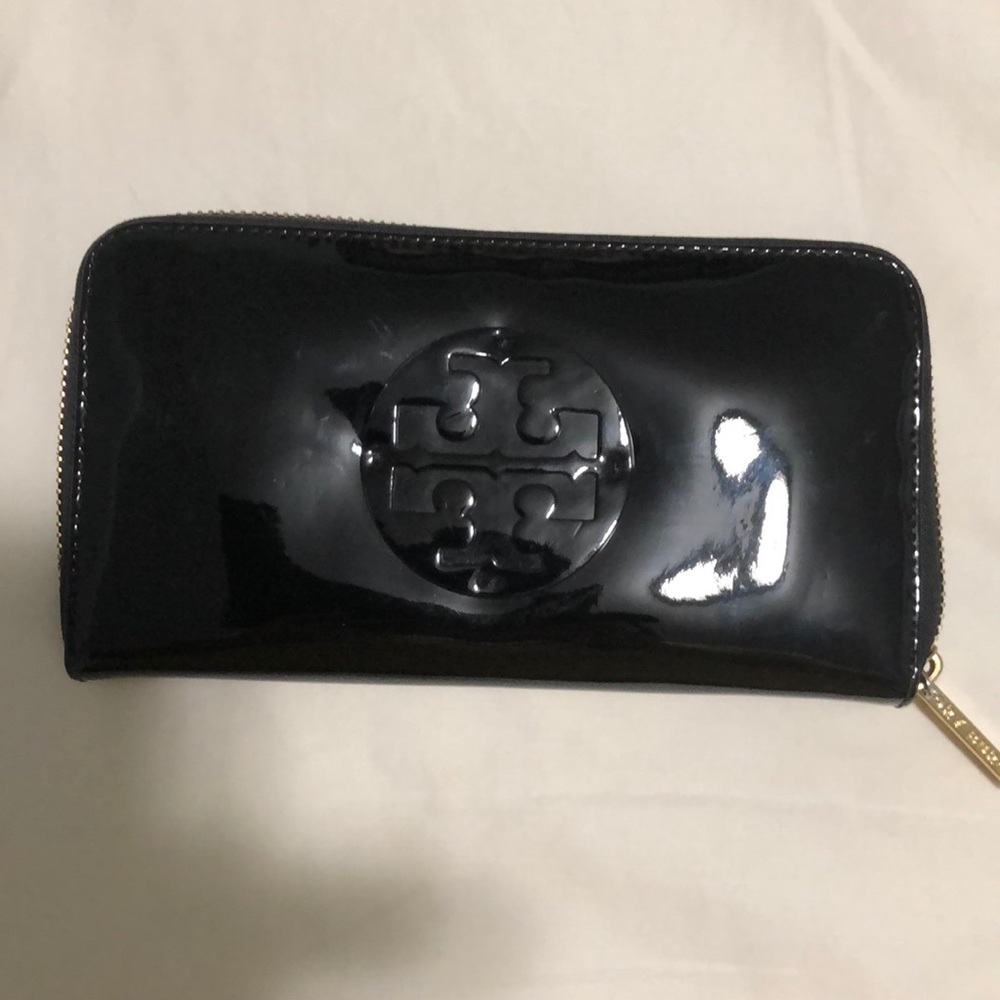 Tory Burch continental zip wallet